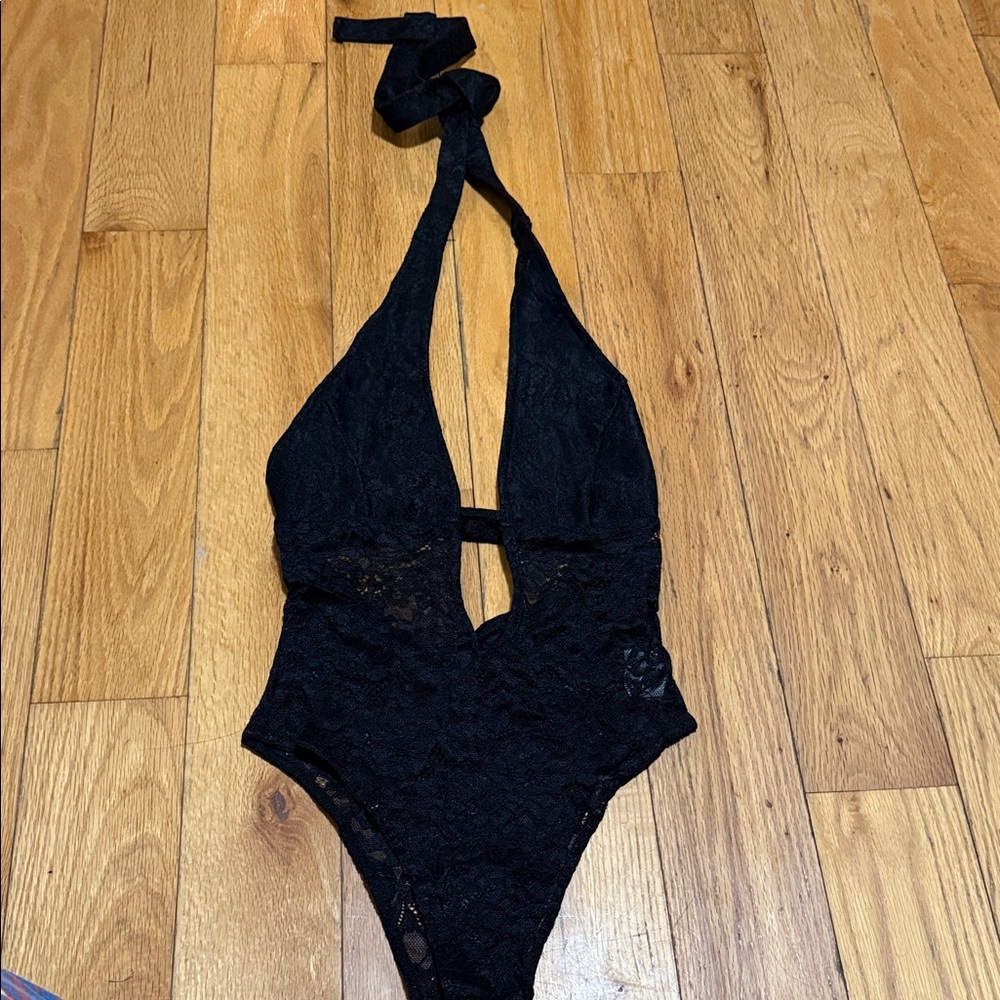 SHEIN Black Lace Halter Bodysuit